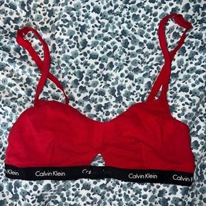 CALVIN KLEIN BRA